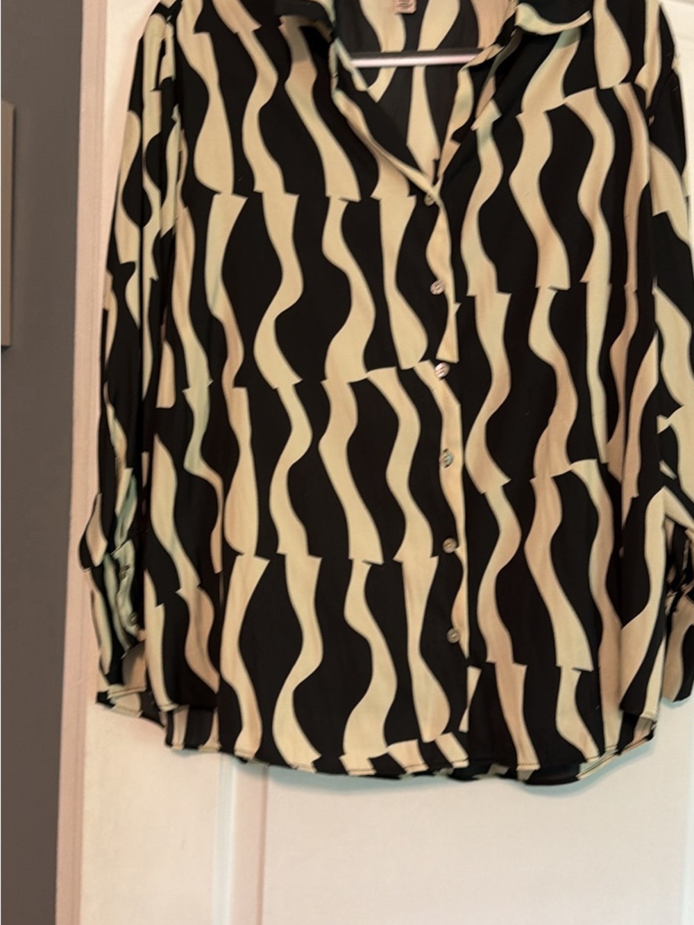 Philosophy Black and Cream Wavy Button-Up Shirt